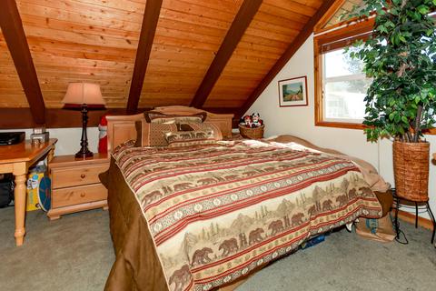 2085 10th Ln, Big Bear City, CA 92314 photo 16