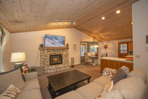 198 Turlock Dr, Big Bear City, CA 92314 photo 6