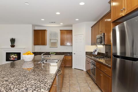 42711 Corvado St, Indio, CA 92203 photo 10
