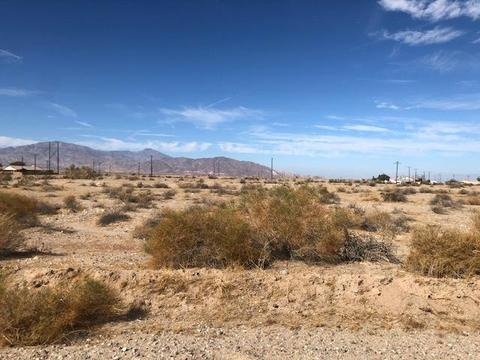 2537 Desert Dr, Thermal, CA 92274 photo 6