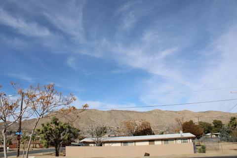 7511 Acoma Trl, Yucca Valley, CA 92284 photo 3