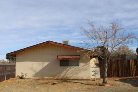 7511 Acoma Trl, Yucca Valley, CA 92284 photo 16