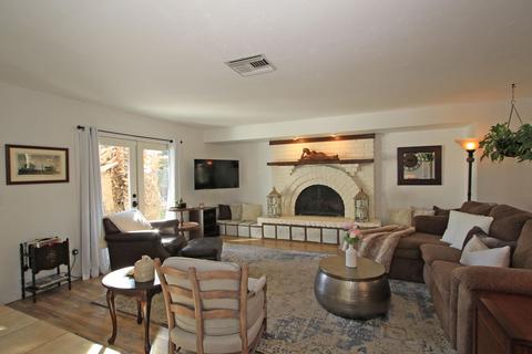 45751 Capistrano St, Indio, CA 92201 photo 9