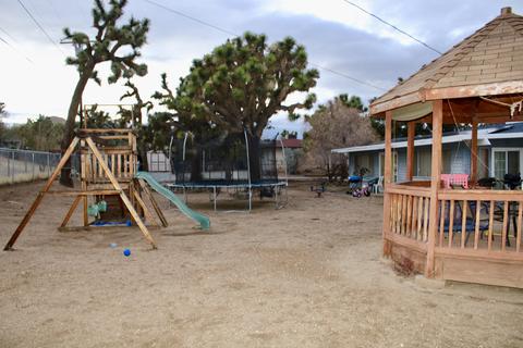 56865 Ivanhoe Dr, Yucca Valley, CA 92284 photo 17