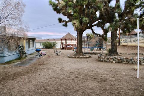 56865 Ivanhoe Dr, Yucca Valley, CA 92284 photo 16