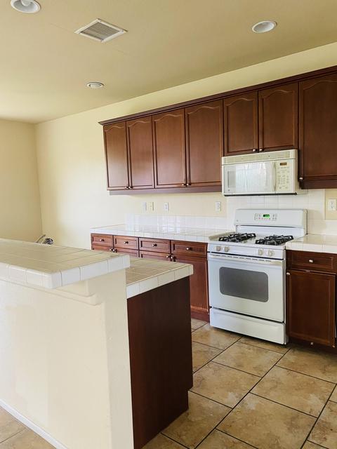44368 Avenida Suarez, Indio, CA 92201 photo 5