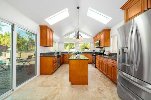 955 Cuyler Ave, Placentia, CA 92870 photo 5