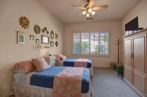 527 Arrowhead Dr, Palm Desert, CA 92211 photo 22