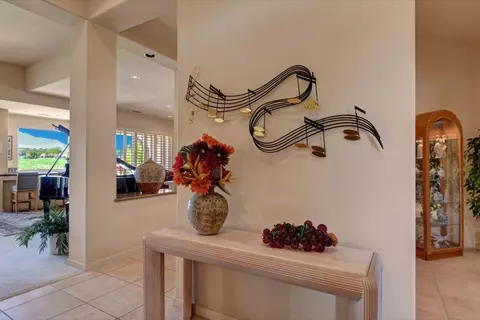 527 Arrowhead Dr, Palm Desert, CA 92211 photo 3