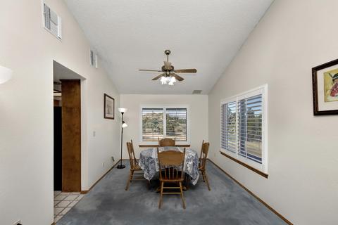 8974 Dulce Ave, Yucca Valley, CA 92284 photo 6
