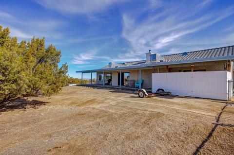 8974 Dulce Ave, Yucca Valley, CA 92284 photo 32