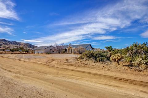 8974 Dulce Ave, Yucca Valley, CA 92284 photo 39