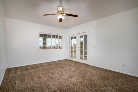 329 Jemez Trl, Yucca Valley, CA 92284 photo 27