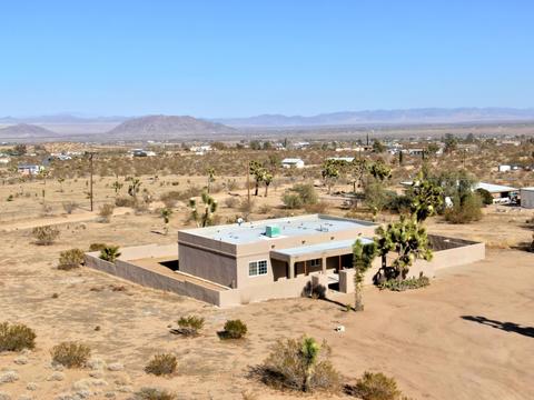 329 Jemez Trl, Yucca Valley, CA 92284 photo 7