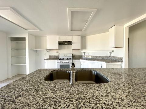 329 Jemez Trl, Yucca Valley, CA 92284 photo 13