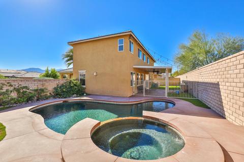 82688 Mandrone Dr, Indio, CA 92203 photo 2