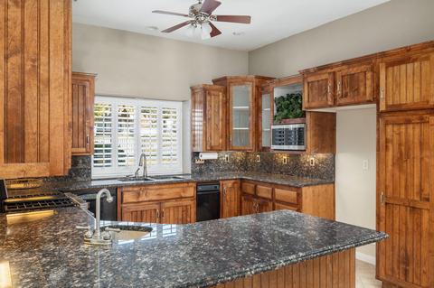 4076 Mockingbird Ln, Banning, CA 92220 photo 8