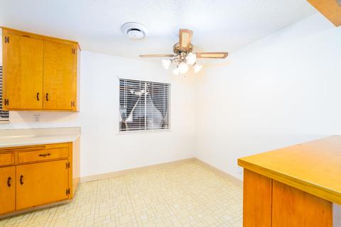 909 N Elderberry Ave, Ontario, CA 91762 photo 9