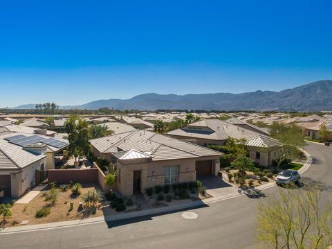 82841 Pembroke Ln, Indio, CA 92201 photo 2