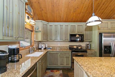 39065 Waterview Dr, Big Bear Lake, CA 92315 photo 14