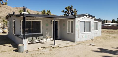 7031 Scarvan Rd, Yucca Valley, CA 92284 photo 1