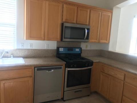 49490 Wayne St, Indio, CA 92201 photo 2