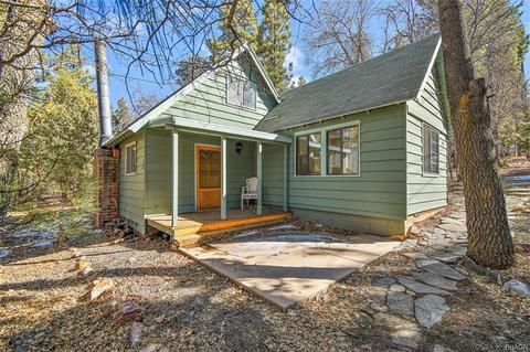 795 Pine Ln, Sugarloaf, CA 92386 photo 1