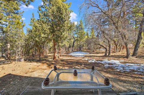 795 Pine Ln, Sugarloaf, CA 92386 photo 2