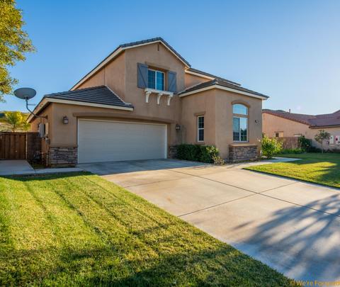 31176 Durham Dr, Menifee, CA 92584 photo 2