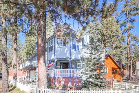 42728 Cougar Rd, Big Bear Lake, CA 92315 photo 2
