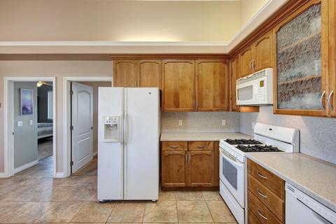 3775 Avalon Ave, Yucca Valley, CA 92284 photo 17