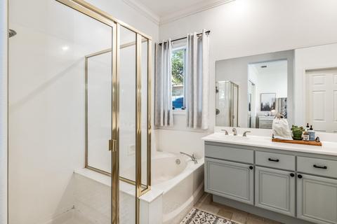 45140 Debbie Dr, La Quinta, CA 92253 photo 6