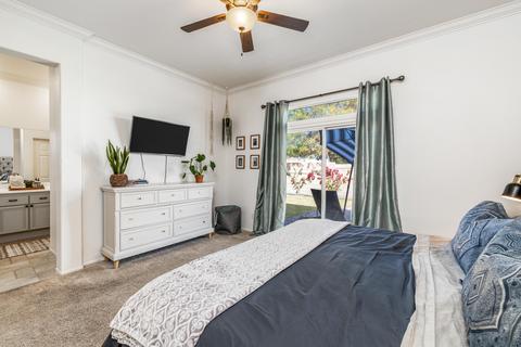 45140 Debbie Dr, La Quinta, CA 92253 photo 5