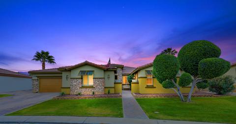 82745 Laura Dr, Indio, CA 92203 photo 2