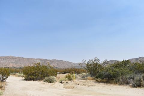 9845 Sundown Trl, Morongo Valley, CA 92256 photo 4