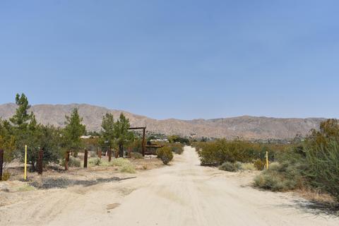 9845 Sundown Trl, Morongo Valley, CA 92256 photo 1