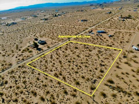 574 Anita Ave, Landers, CA 92285 photo 1
