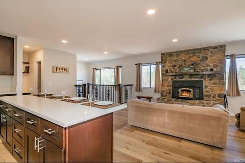 1344 Malabar Way, Big Bear City, CA 92314 photo 11