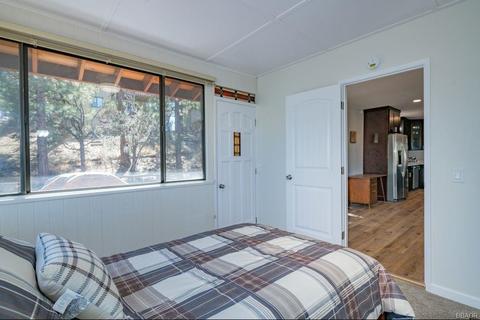 1344 Malabar Way, Big Bear City, CA 92314 photo 38