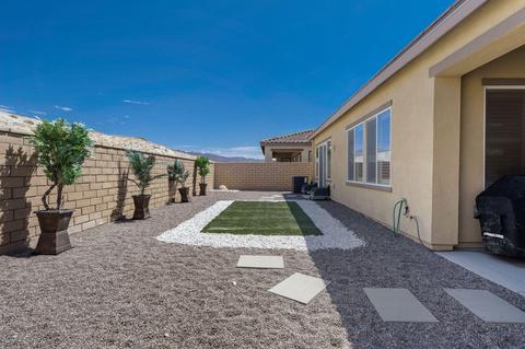 85686 Molvena Dr, Indio, CA 92203 photo 4