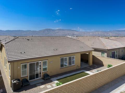 85686 Molvena Dr, Indio, CA 92203 photo 2