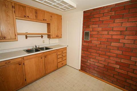 937 Peter Ave, Big Bear City, CA 92314 photo 8