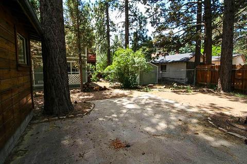 937 Peter Ave, Big Bear City, CA 92314 photo 28