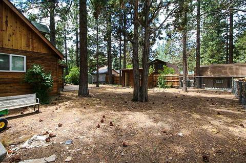 937 Peter Ave, Big Bear City, CA 92314 photo 31