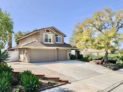 6589 Hawkley Dr, Riverside, CA 92506 photo 1