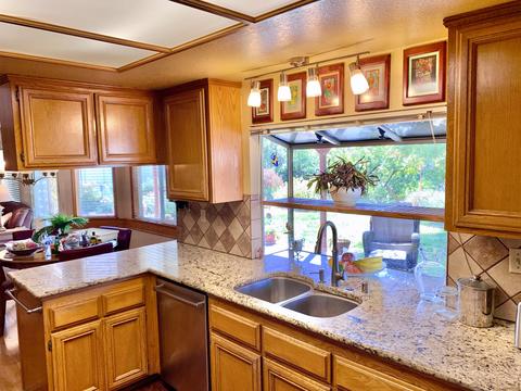 6589 Hawkley Dr, Riverside, CA 92506 photo 8