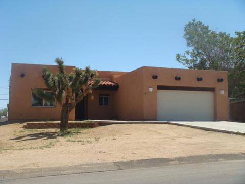 7413 Apache Trl, Yucca Valley, CA 92284 photo 3