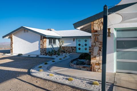 57044 Juarez Ct, Yucca Valley, CA 92284 photo 1