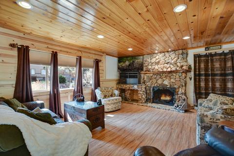 360 Brewer Way, Big Bear City, CA 92314 photo 8