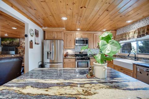 360 Brewer Way, Big Bear City, CA 92314 photo 13